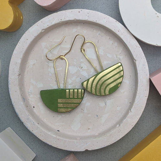 Drop semi circle earrings.