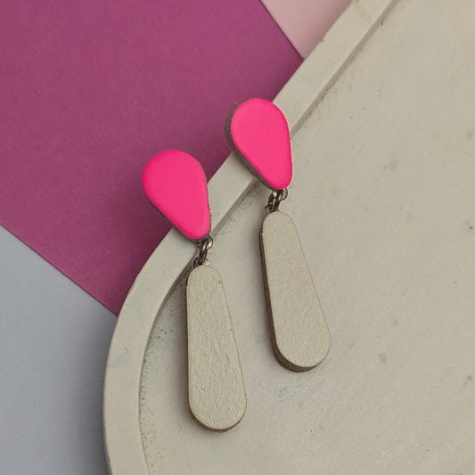 SALE SMALL TEAR DROP STUD
