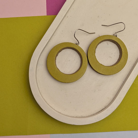 SALE MEDIUM HOOP EARRINGS