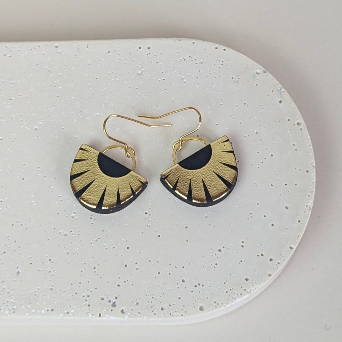 SALE//Fan earrings