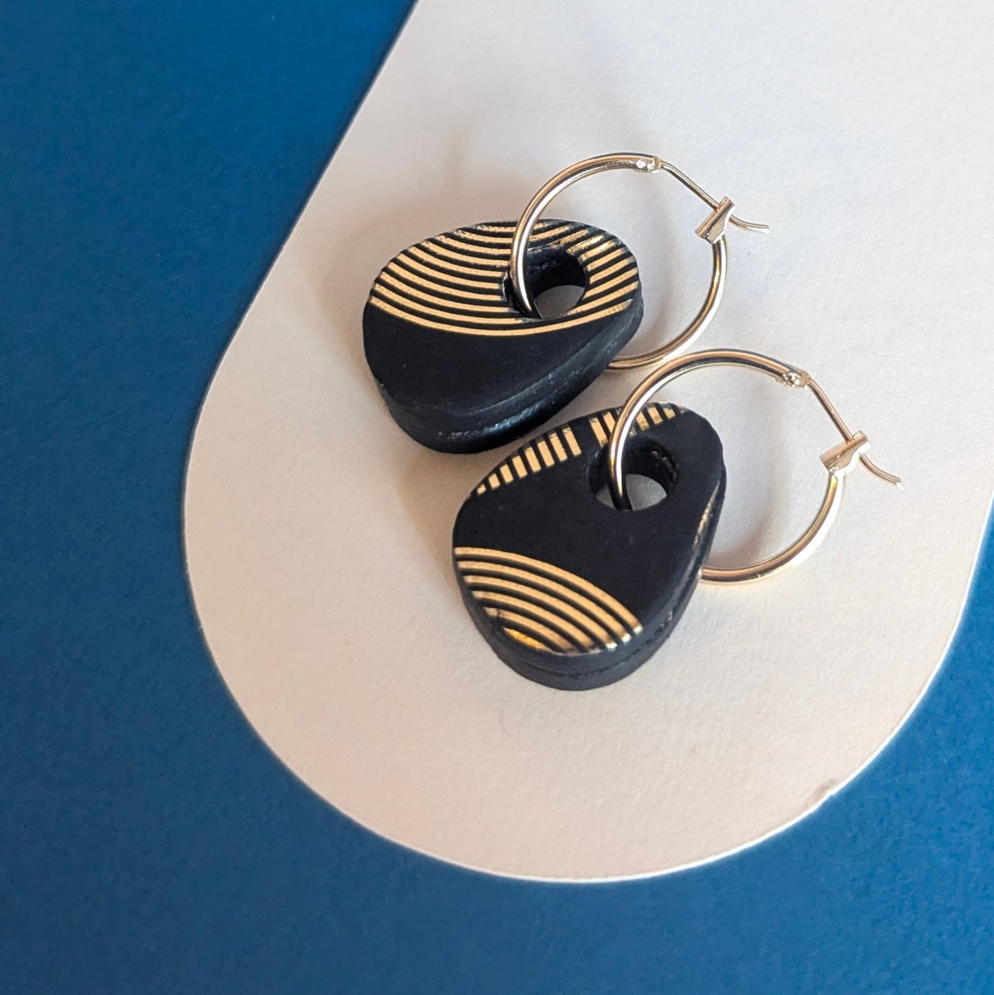 SAMPLE//Pebble Hoops