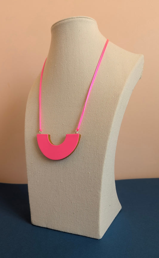 SAMPLE//Large scoop necklace.
